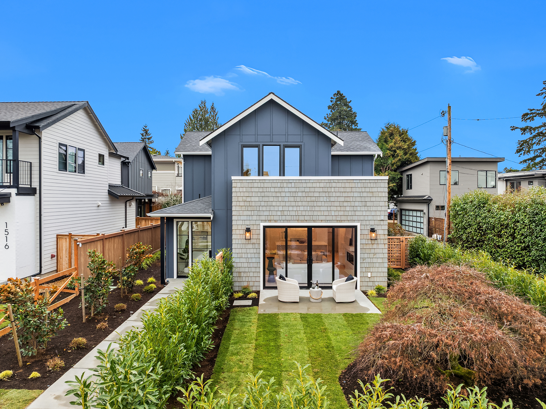 Property Photo: 1504 7th Street W WA 98033