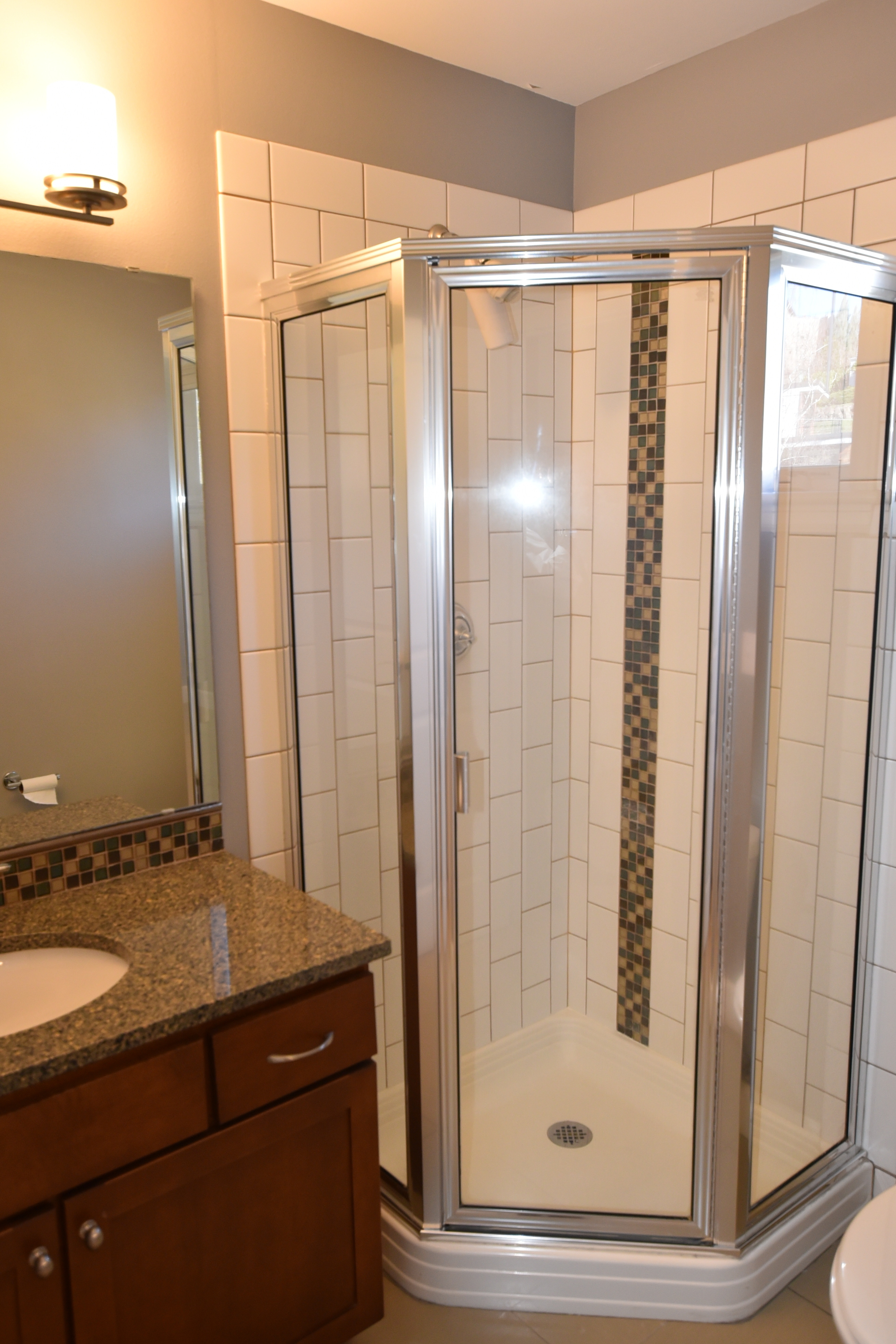 Property Photo: Bathrooms 2320 Thorndyke Ave W  WA 98199 