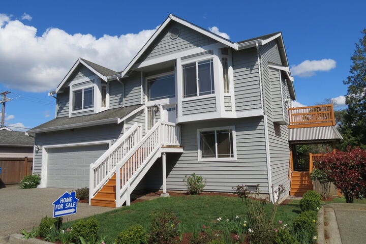 331 NE 185th St  Shoreline WA 98155 photo