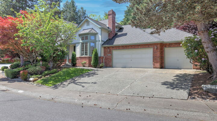 Property Photo: 10711 177th Court NE WA 98052