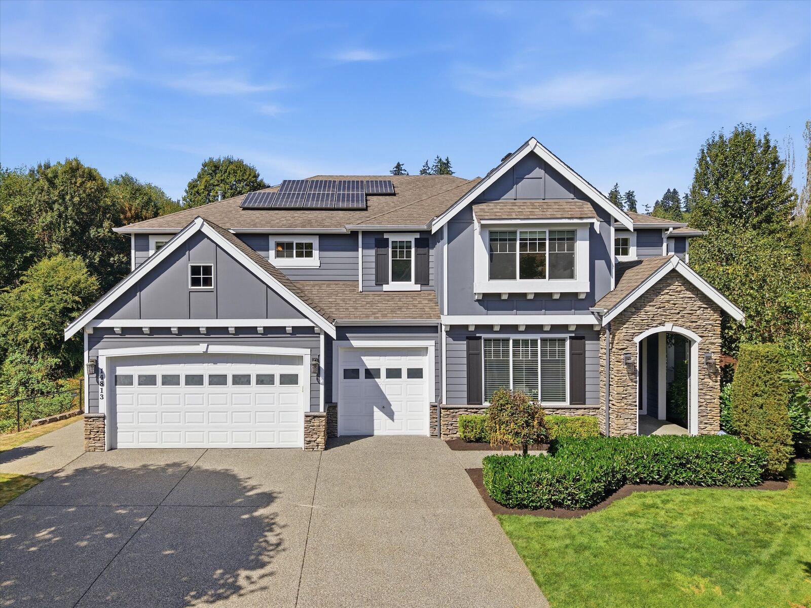 Property Photo: 14813 99th Place NE WA 98011
