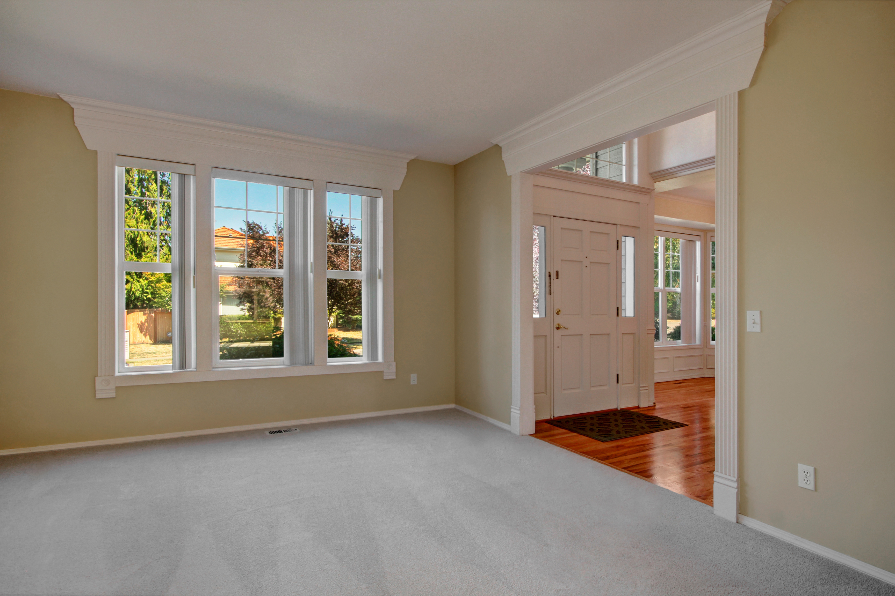 Property Photo: Living room 18220 13th Ave W  WA 98037 