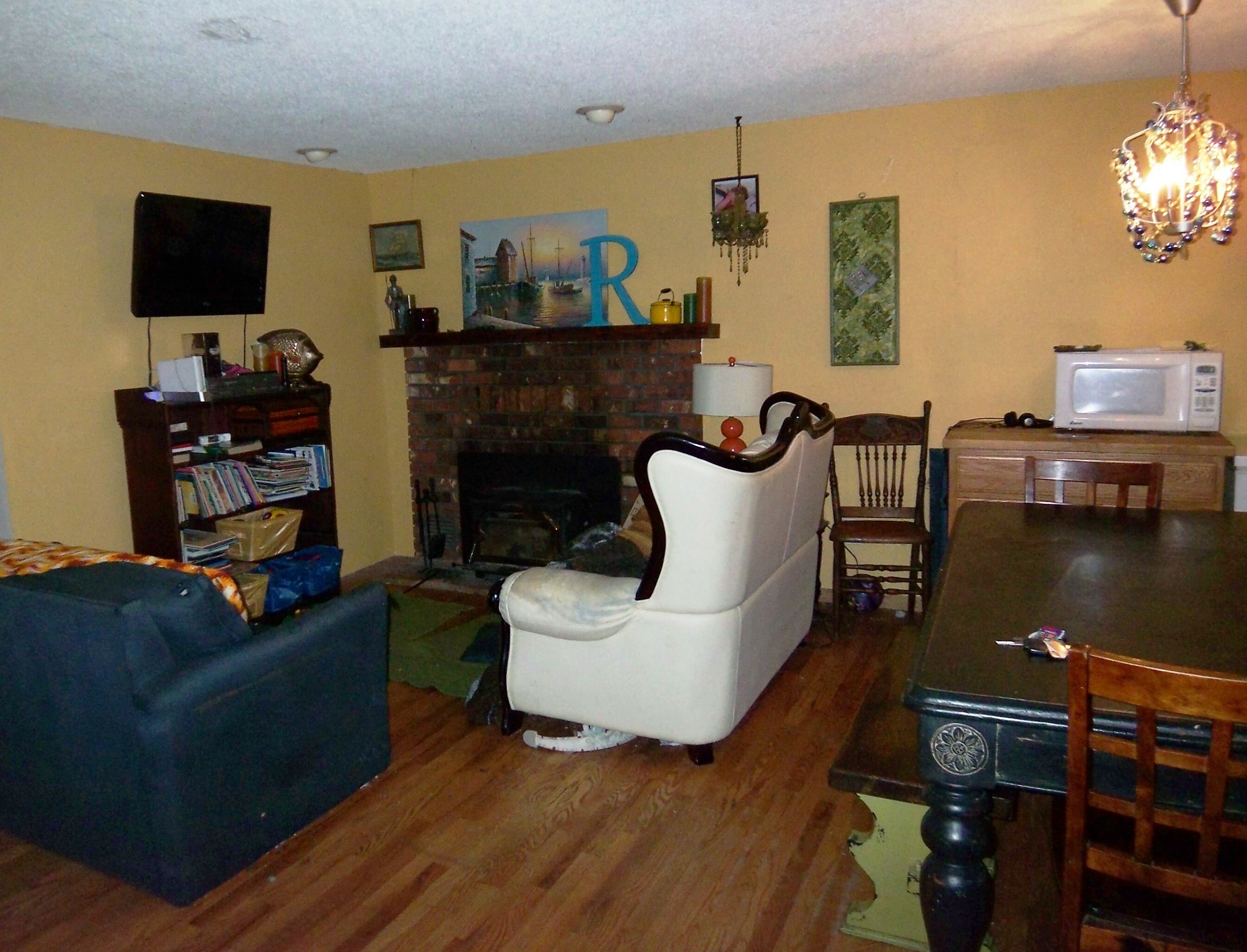 Property Photo: Living room 27521 SE 271st Street  WA 98051 