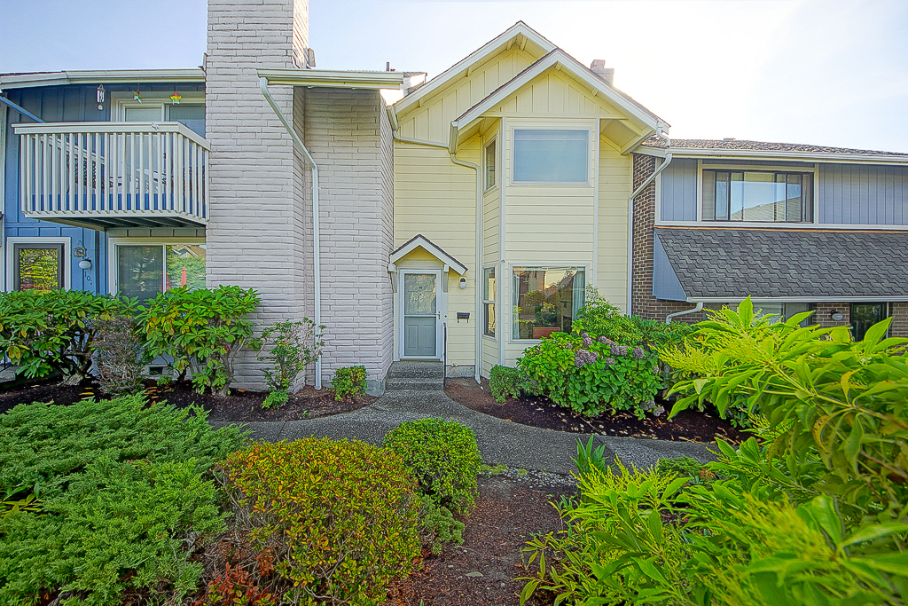 Property Photo:  5959 S 12th St 106  WA 98465 