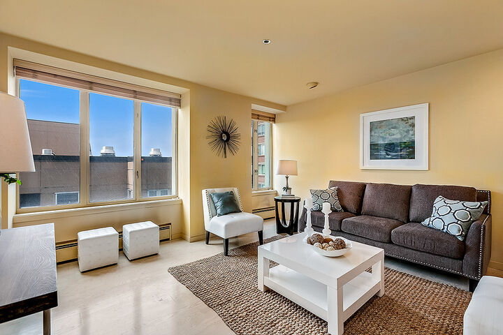 Property Photo: Living room 98 Union St 302  WA 98101 