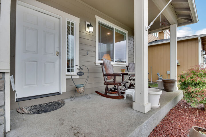 Property Photo:  20106 45th Lane E  WA 98387 