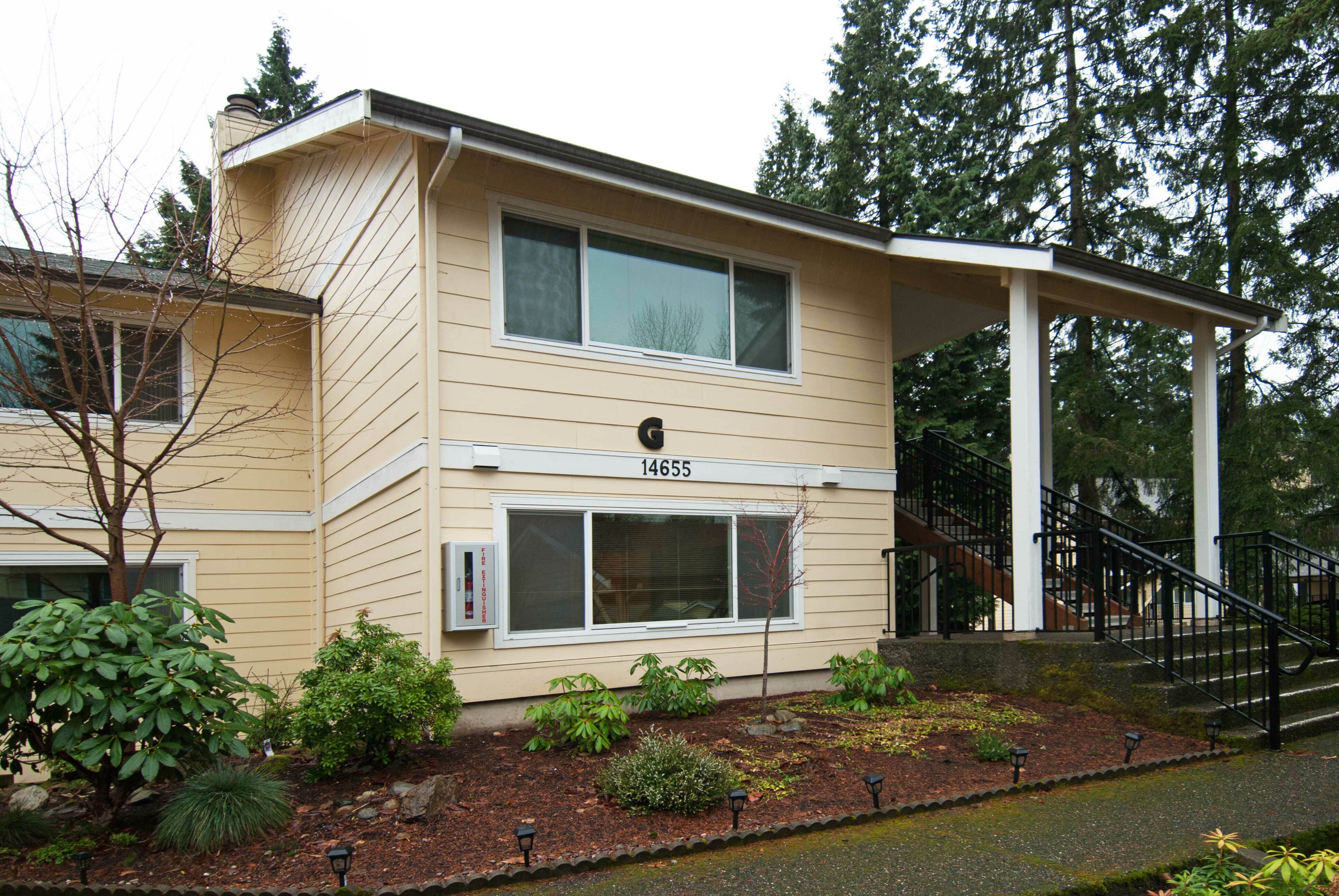 Property Photo:  14720 NE 51st St G-1  WA 98007 