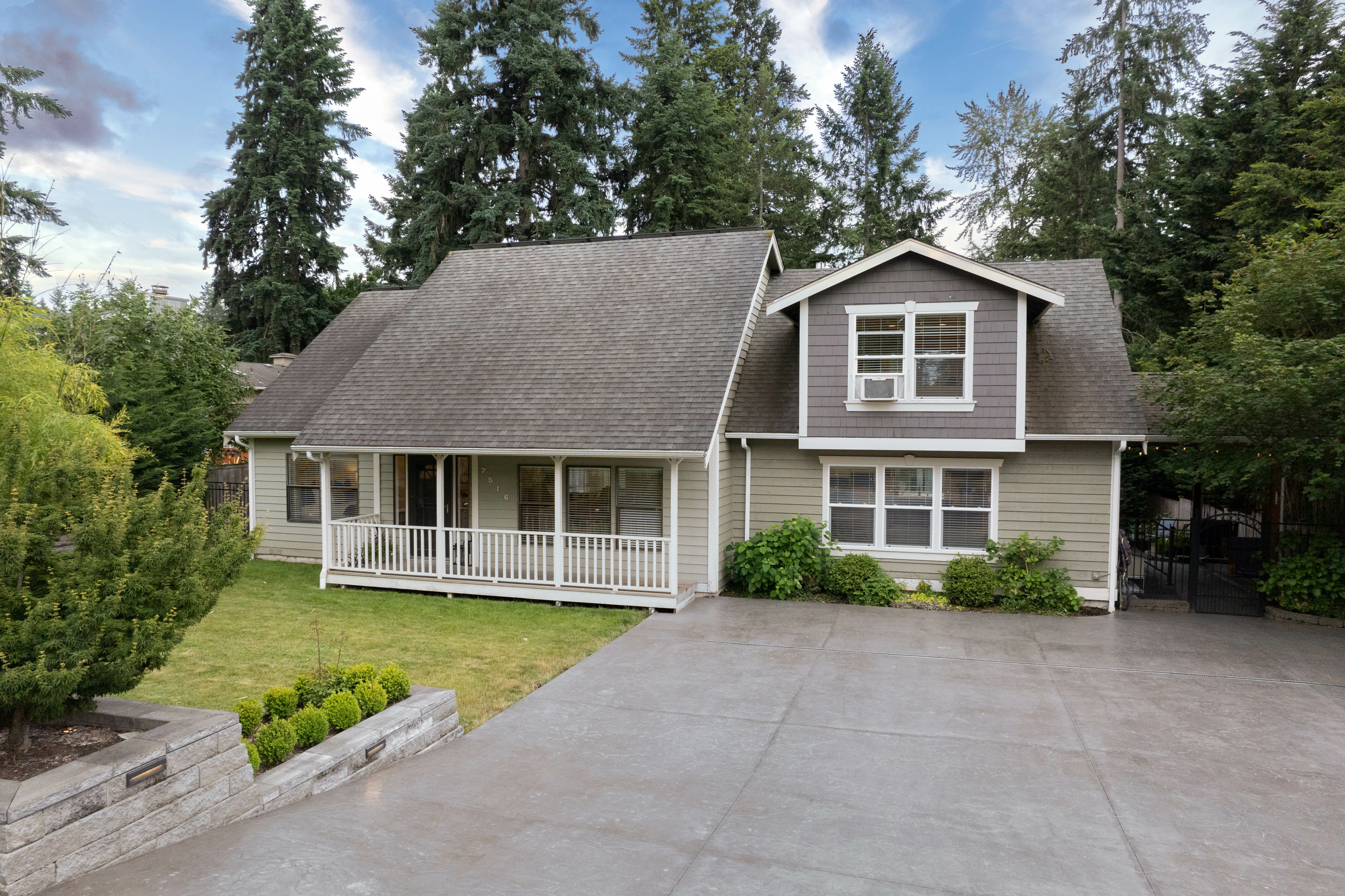 Property Photo:  7516 145th Street Ct E  WA 98375 