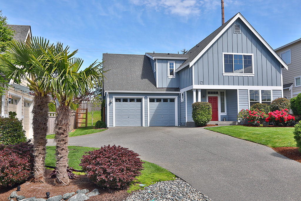 Property Photo: Front Exterior 4883 Katydid Ct WA 98249