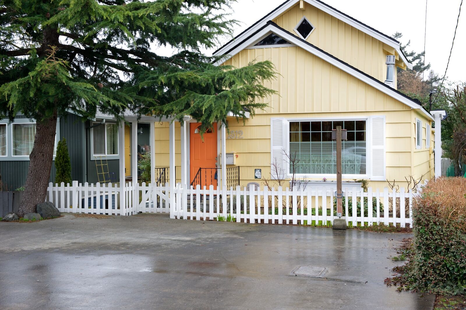 Property Photo: 1512 11th St WA 98221