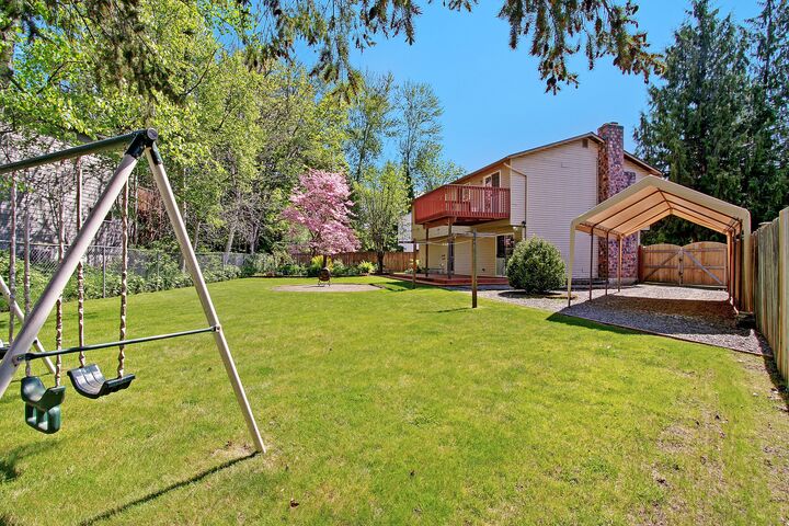 Property Photo: 9532 58th Drive NE WA 98270