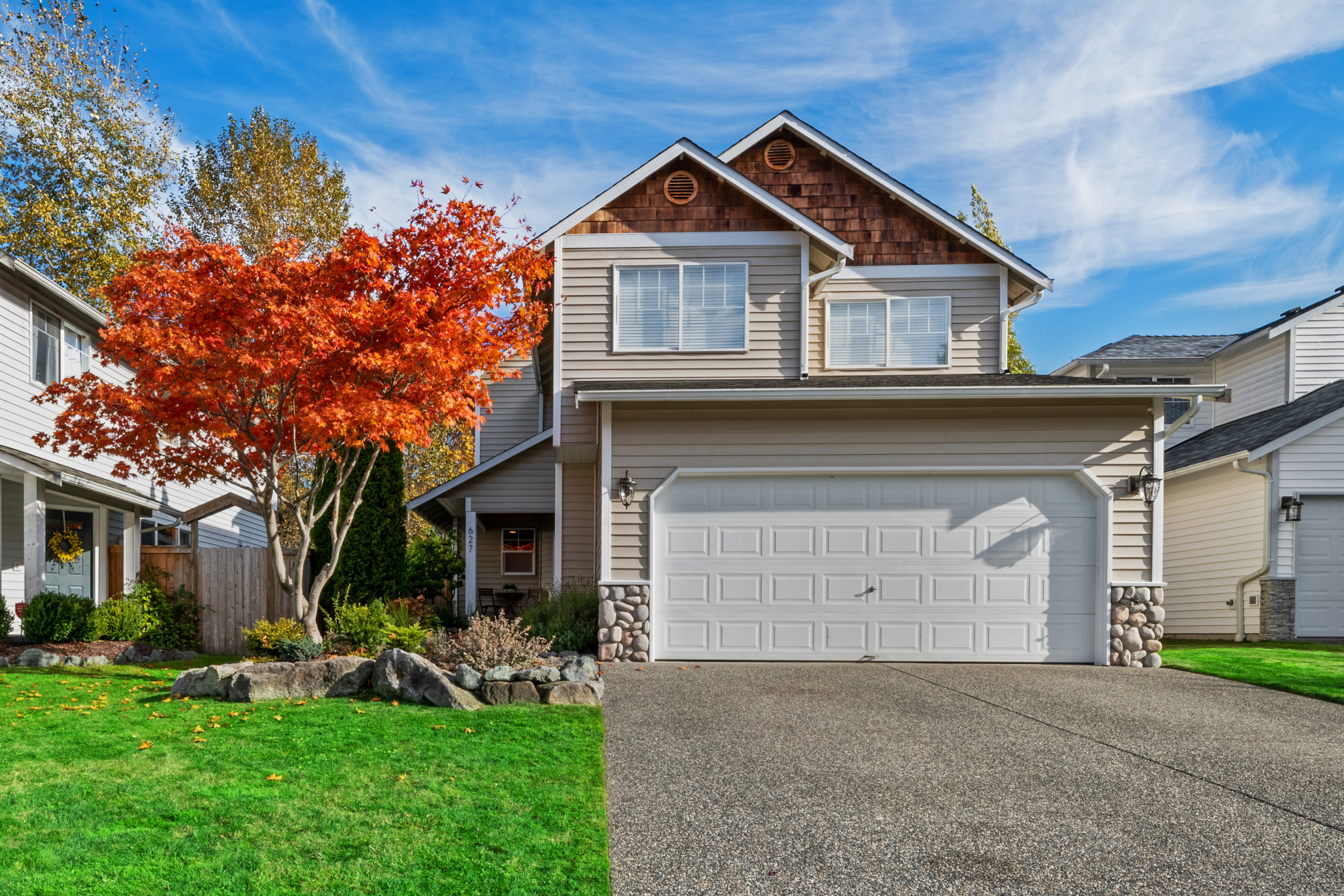 Property Photo: 627 125th Ave NE WA 98258