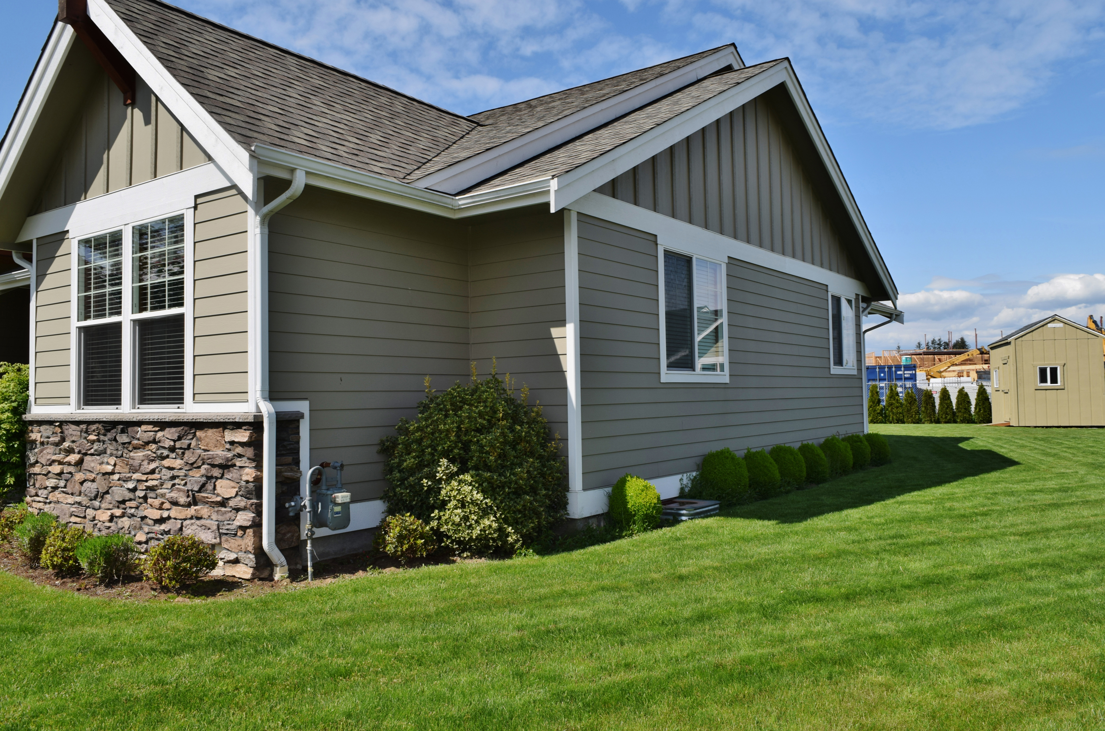 Property Photo: Exterior 1707 Burlwood Wy WA 98264