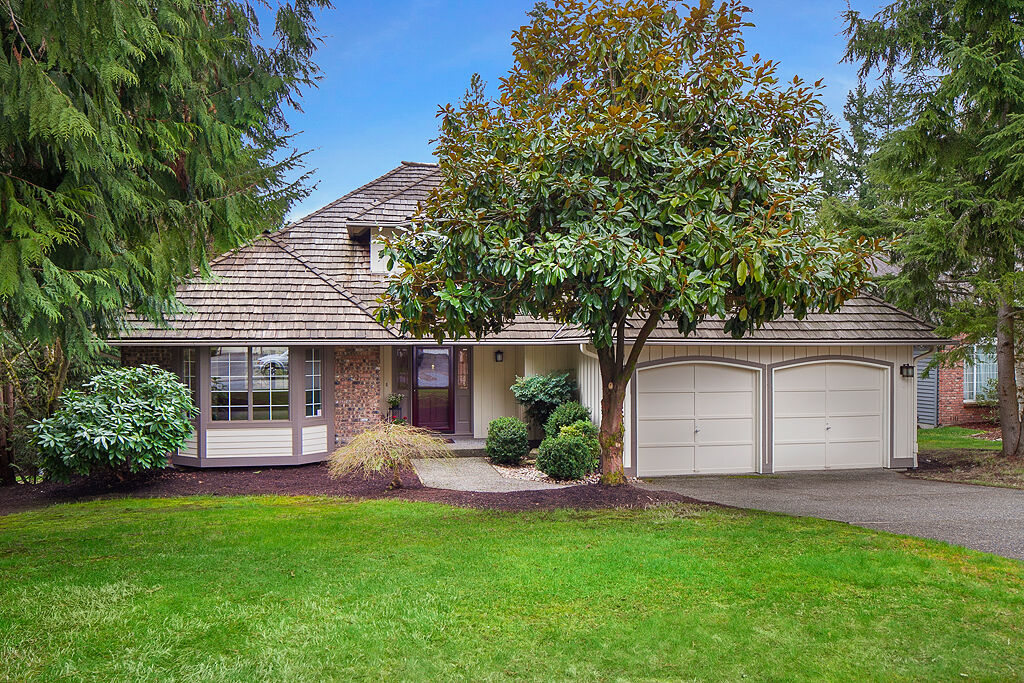 Property Photo:  2231 233rd Ave NE  WA 98074 