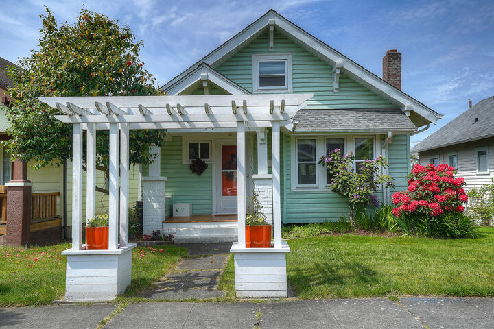 Property Photo: 830 N Fife Street WA 98406