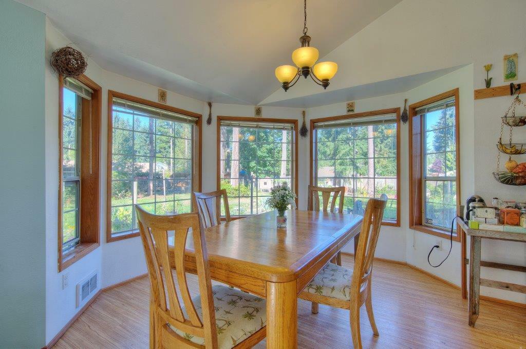 Property Photo: Dining room 11516 208th Ave E  WA 98391 