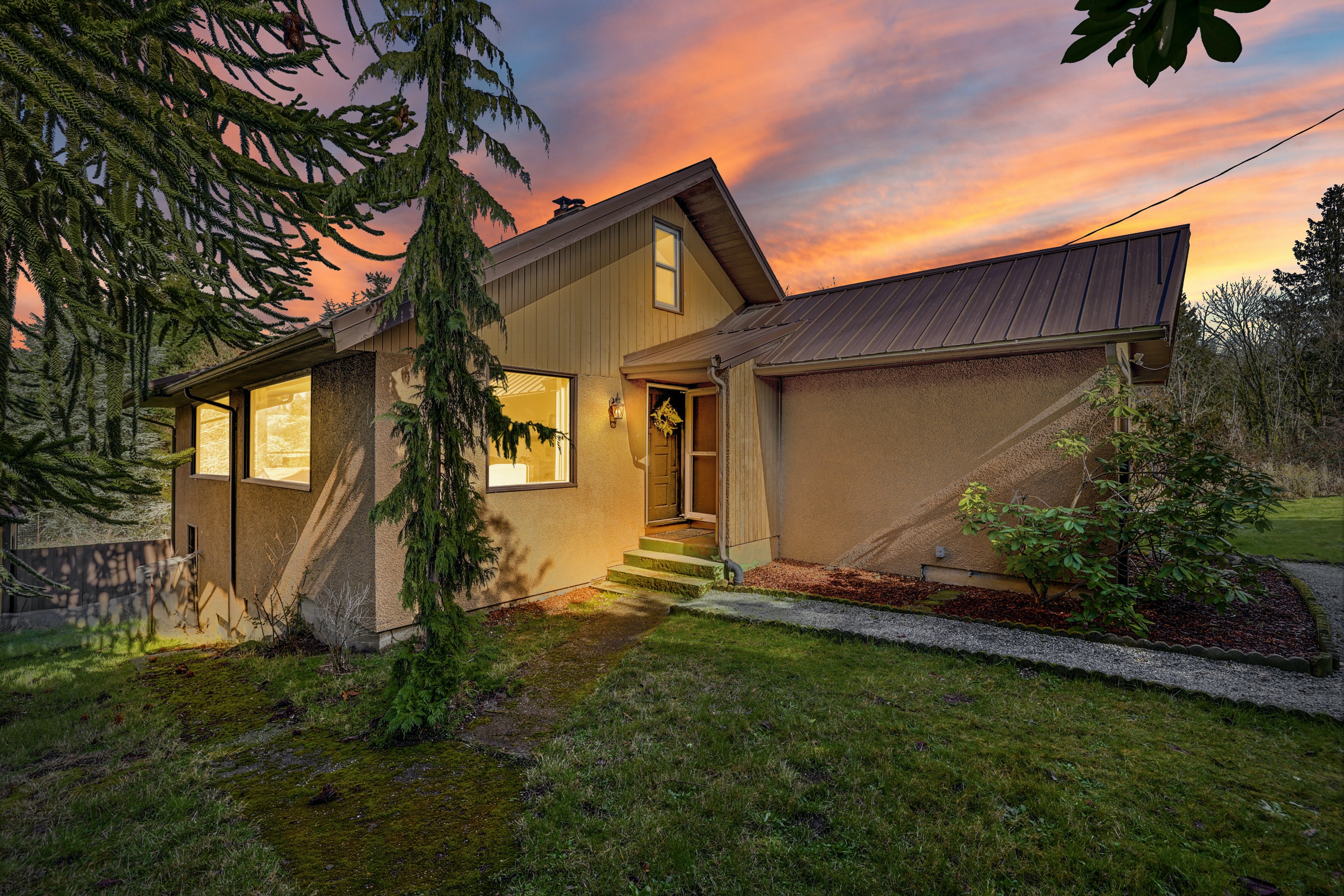 Property Photo:  11510 66th Lane S  WA 98178 