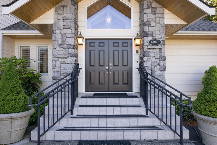 Property Photo:  6867  Holeman Avenue  WA 98230 