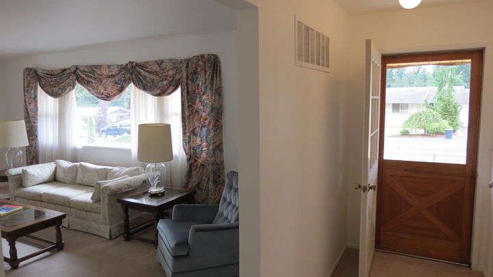 Property Photo: Interior 2902 89th St SE WA 98208