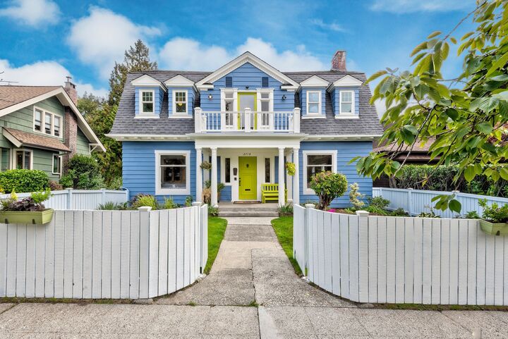 2714 34th Ave S  Seattle WA 98144 photo