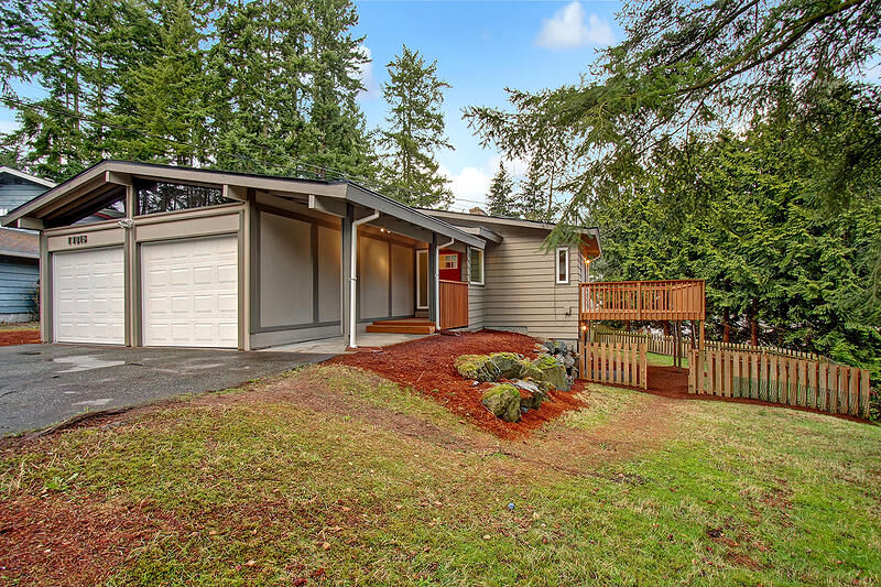 Property Photo:  17816 3rd Ave NE  WA 98155 