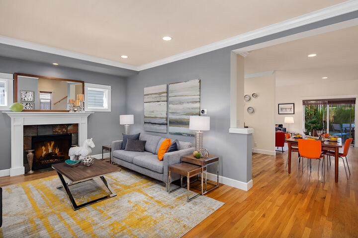 Property Photo: Living room 4508 S Brandon St WA 98118