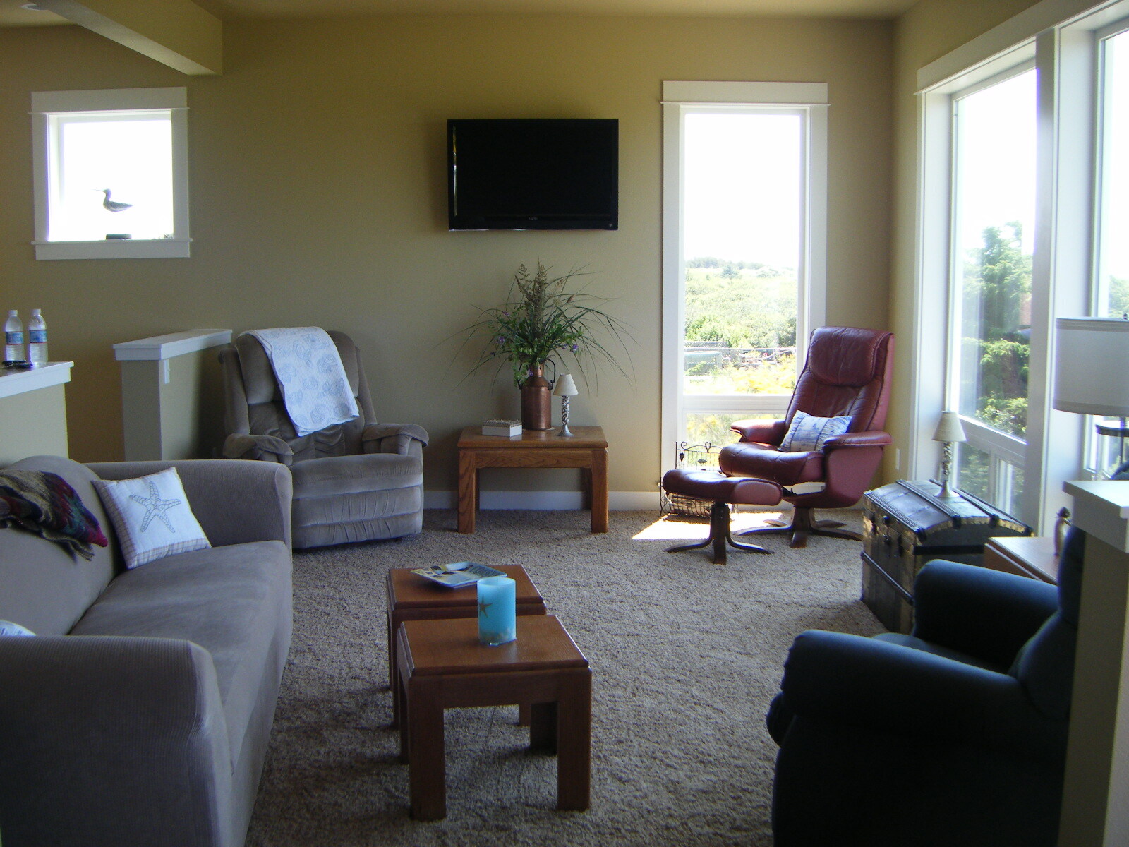 Property Photo: Living area 387 Ocean Shores Blvd NW  WA 98569 