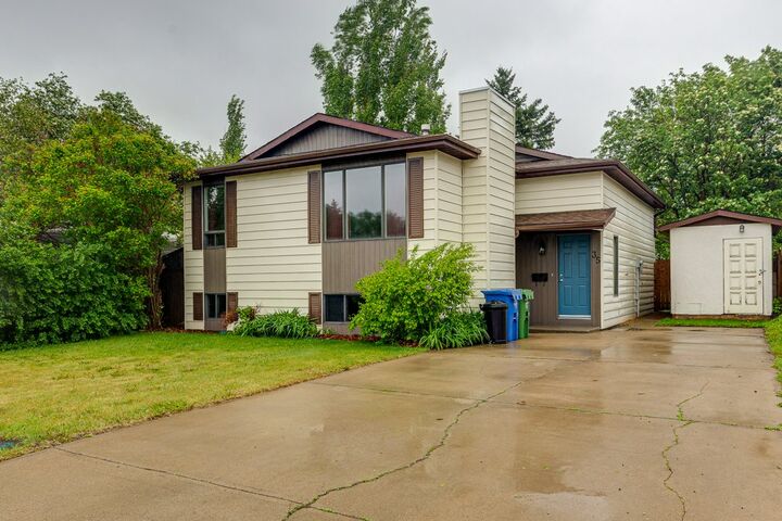 Property Photo: 35 Gish Street AB T4P 2N7