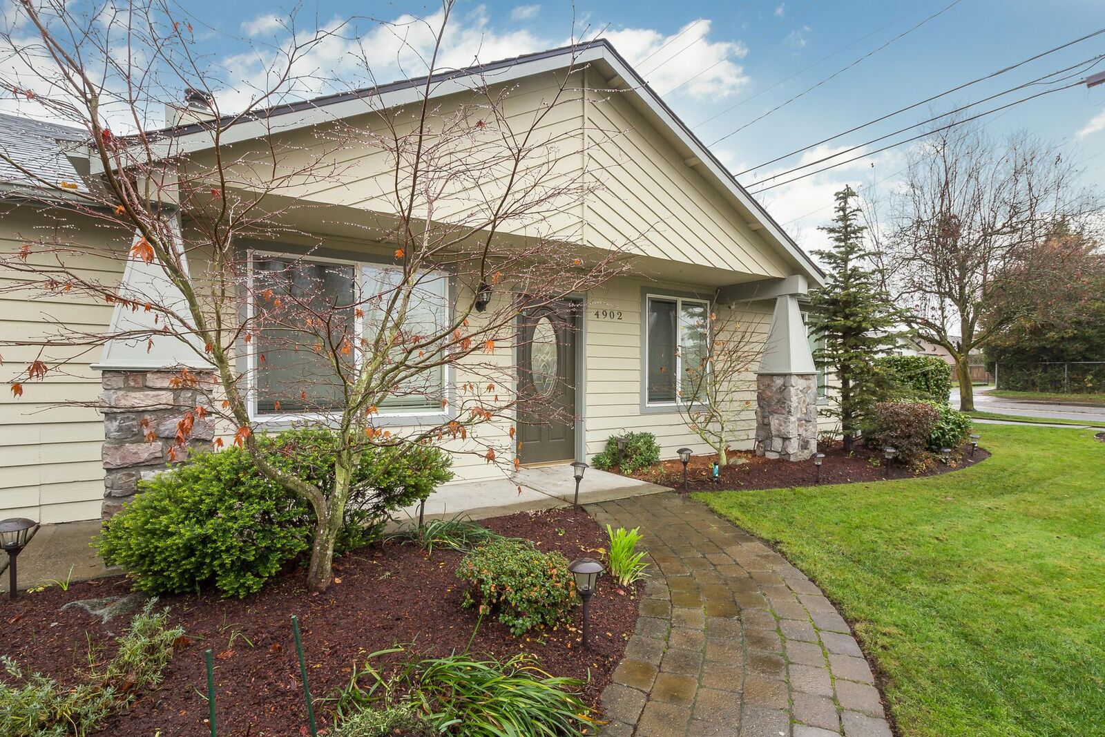 Property Photo: 4902 38th St NE WA 98422