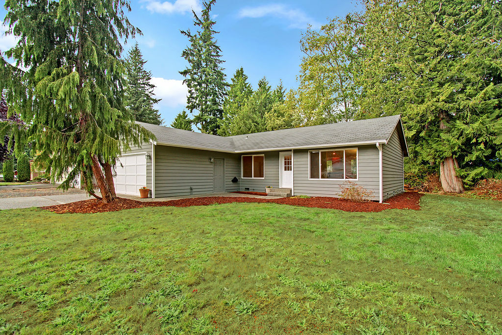 Property Photo:  3305 158th Place NW  WA 98292 