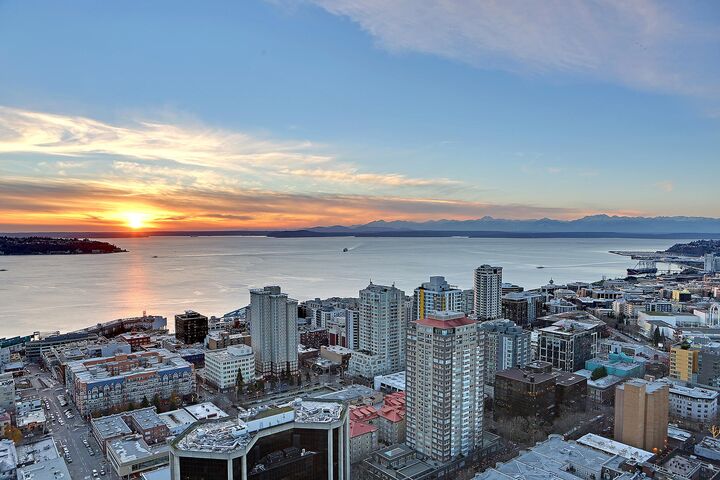 588  Bell Street 3106S  Seattle WA 98121 photo