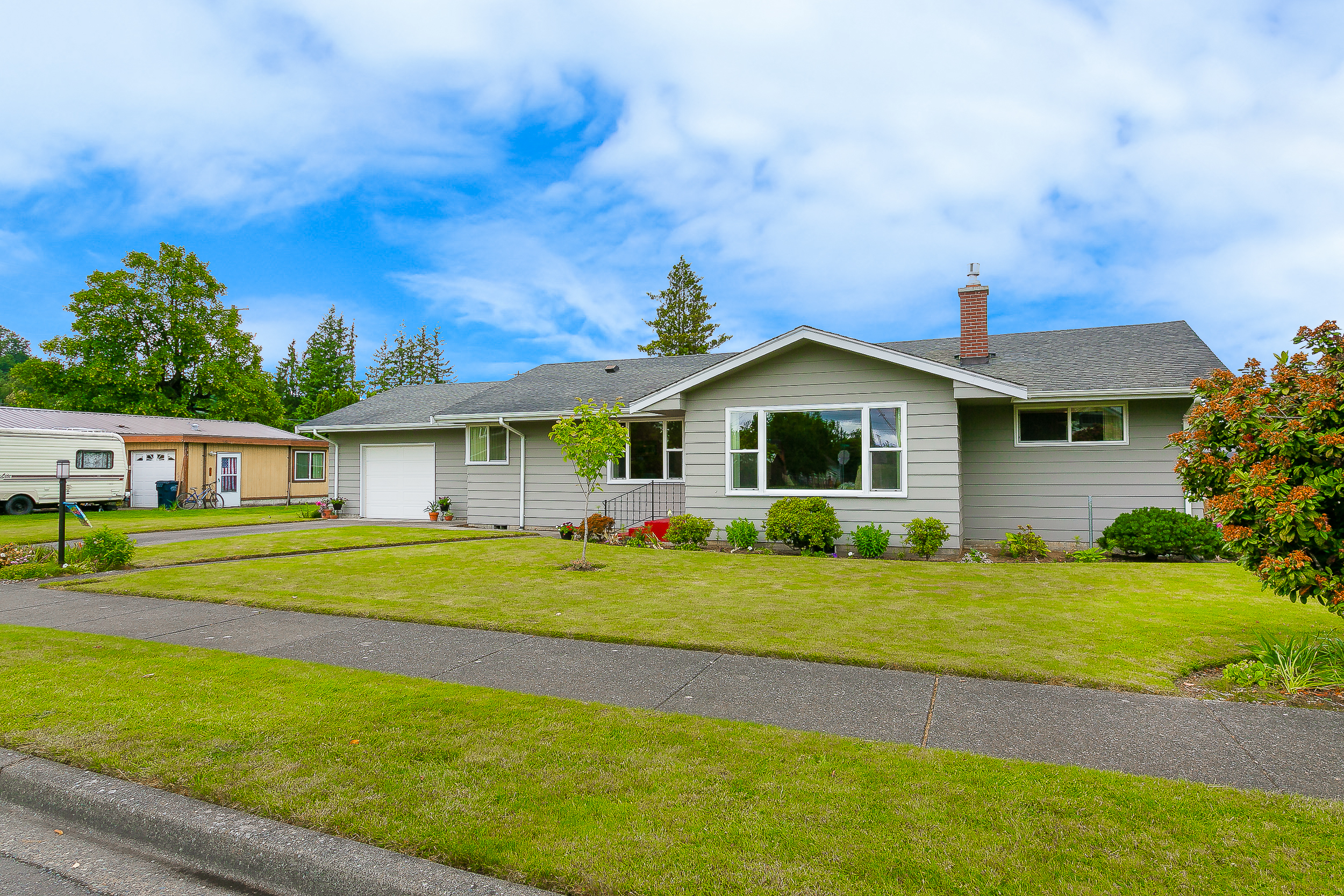 Property Photo:  216 Garfield St  WA 98295 