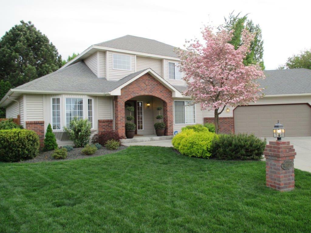 Property Photo: 4412 S Echo Ct WA 99223