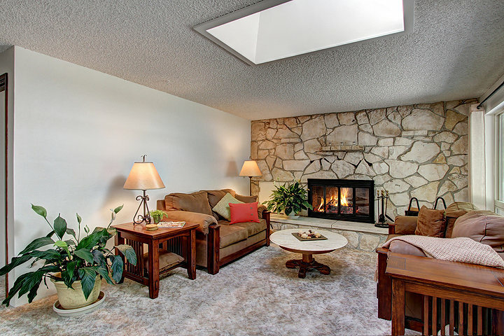 Property Photo: Living room 19412 68th Ave W  WA 98036 