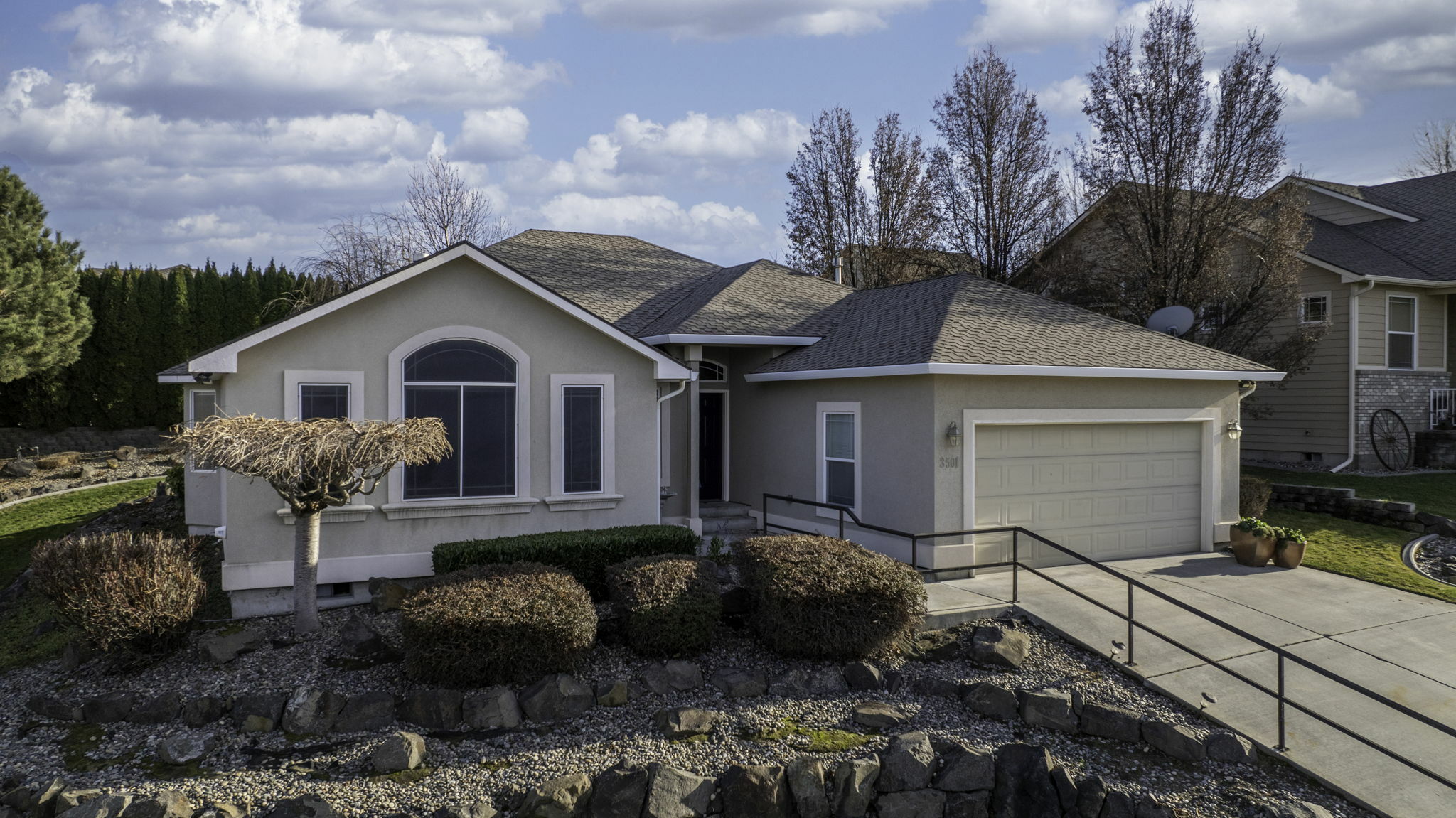 Property Photo:  3501 S Keller St  WA 99337 