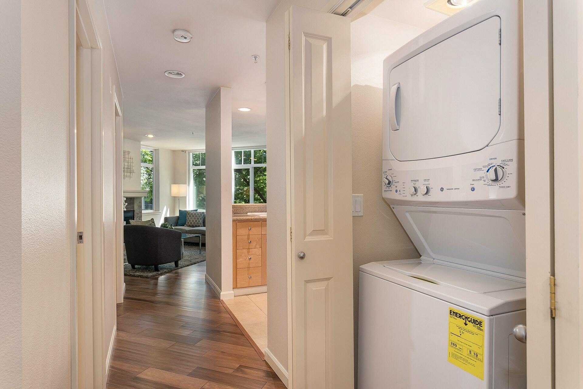 Property Photo: 611 Highland Dr 201 WA 98109