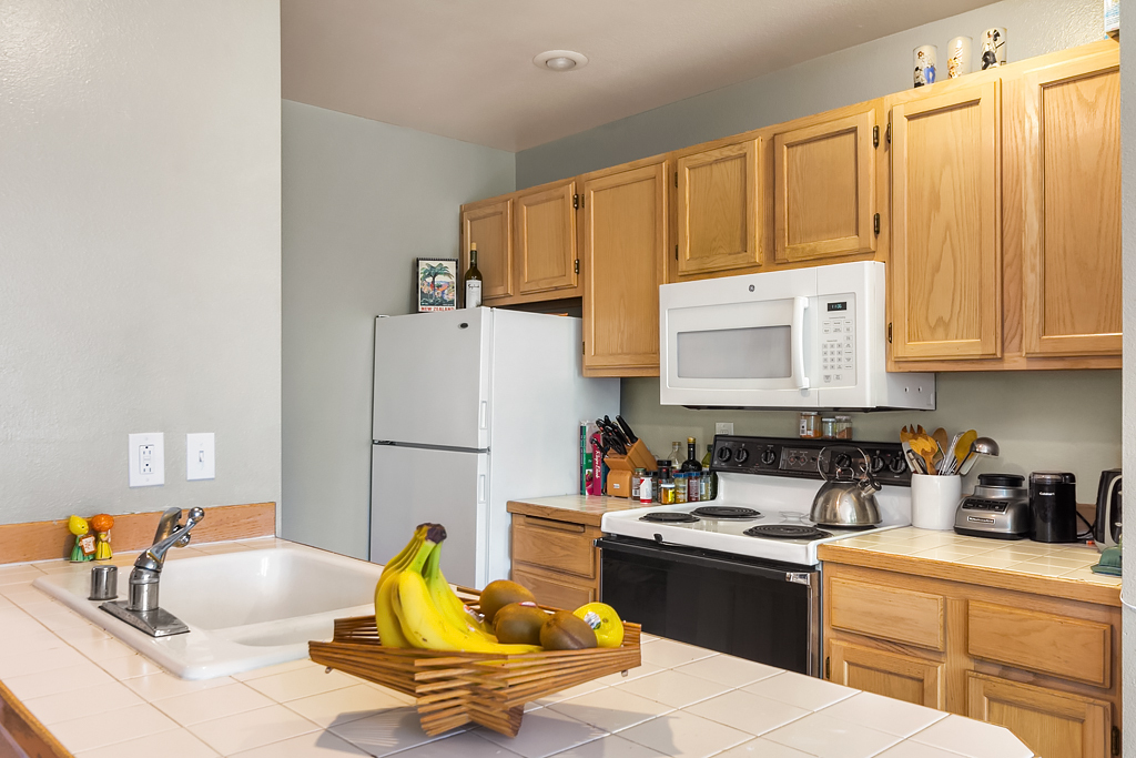 Property Photo: Kitchen 3028 Western Ave 104  WA 98121 