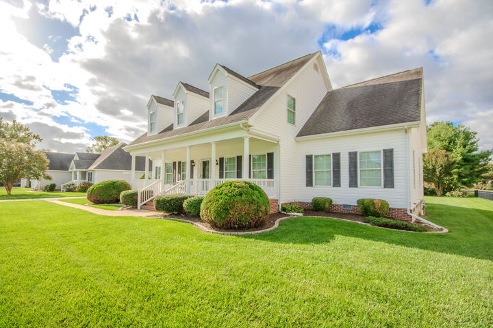 Property Photo: 108 Davis Court MD 21811
