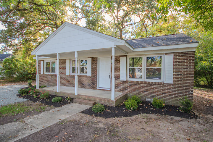 Property Photo:  316 Autumn Terrace  MD 21804