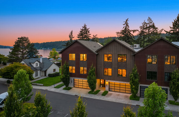 Property Photo: 4533 Flying Goat Ave D240 4533  Flying Goat Avenue NE D240  WA 98110 