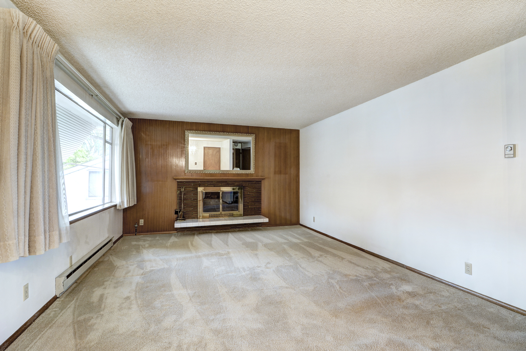 Property Photo: Living room 3912 31st Ave S  WA 98108 
