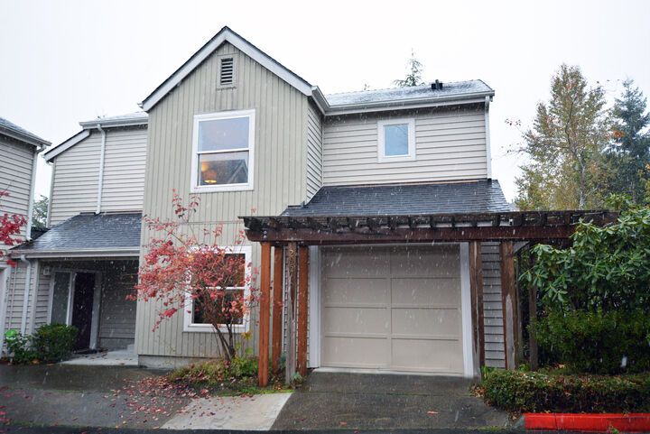 2957 142nd Place SE F9  Bellevue WA 98007 photo