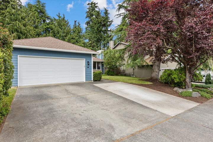 Property Photo: 15419 52nd Place W WA 98026