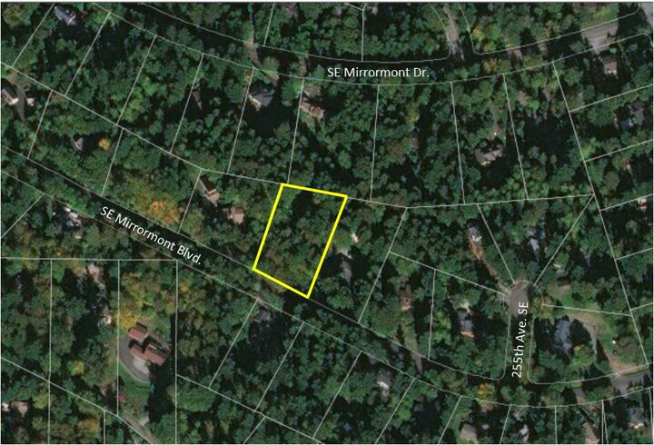 25300 SE Mirrormont Blvd  Issaquah WA 98027 photo