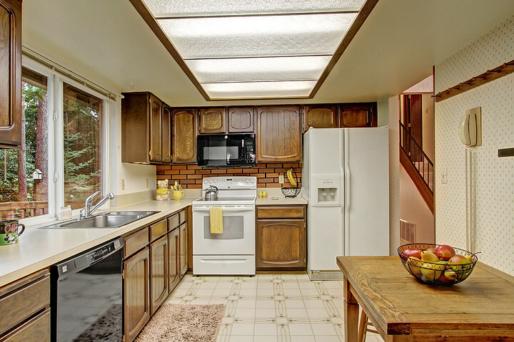 Property Photo: Kitchen 10700 NE 144th Place  WA 98034 