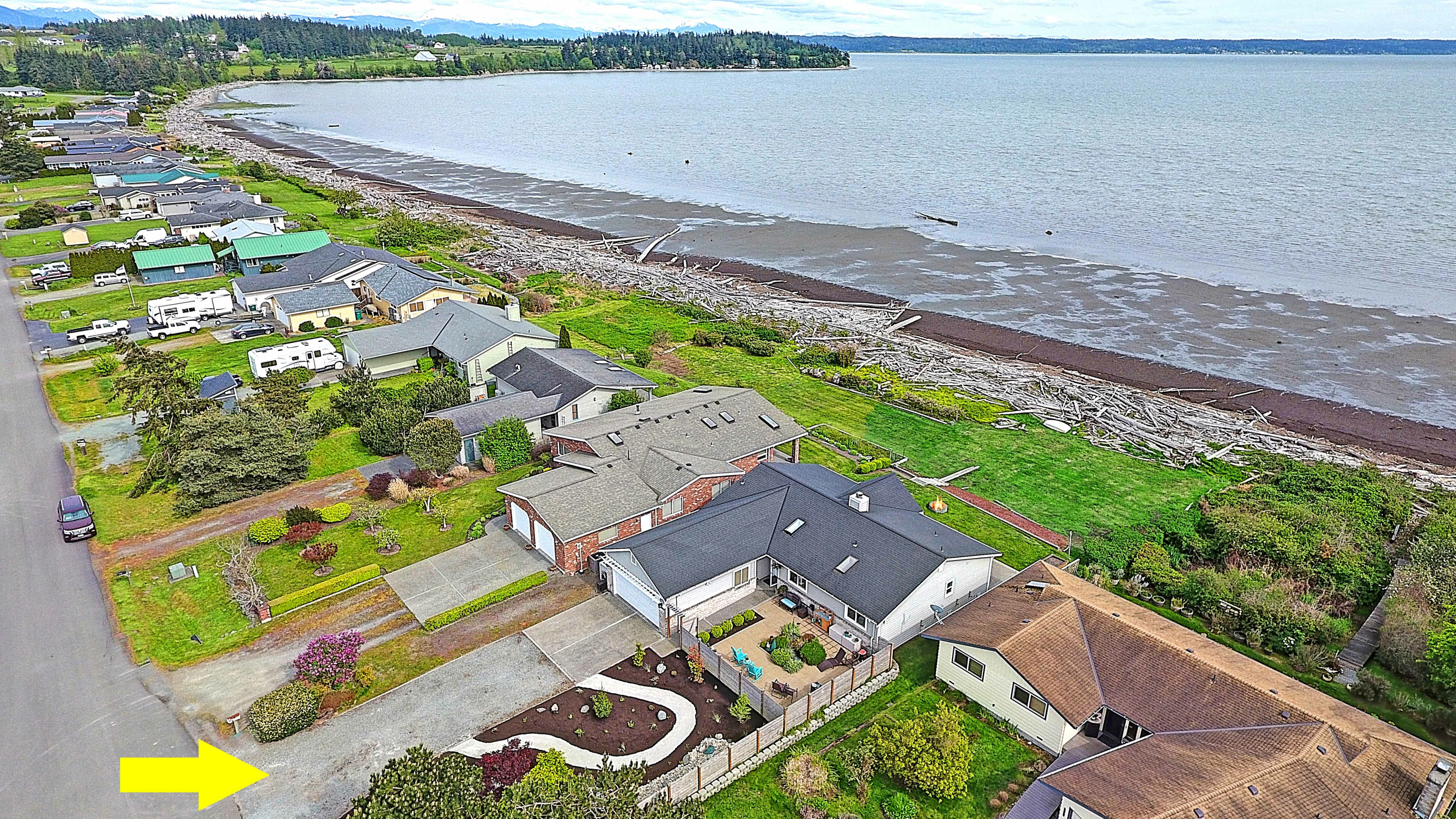 Property Photo:  746 Livingston Bay Shore Drive  WA 98282 