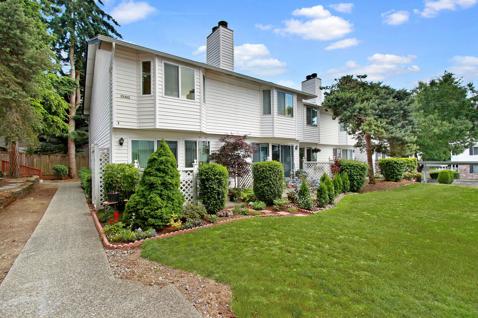 Property Photo: Colonial Square 25812 115th Ave SE B103  WA 98030 